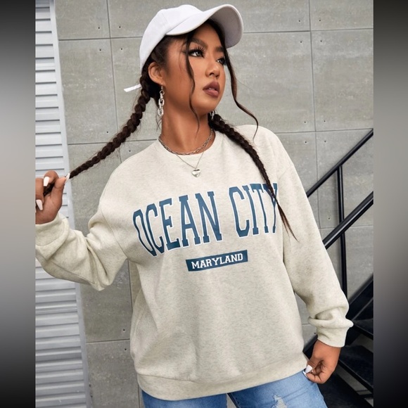 Women’s Sweatshirt - Picture 1 of 2